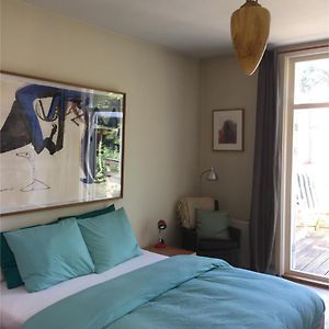 Kamer met een Queen Size Bed